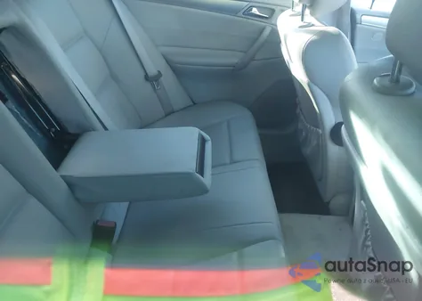 2006 Mercedes-Benz C 230 Sport from USA, damaged, VIN WDBRF52H36A843486